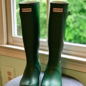 Original Tall Hunter Rain Boots in Hunter Green
